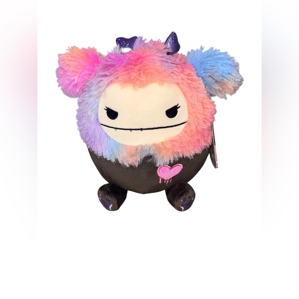 Frumpy the valentine Bigfoot Squishmallow